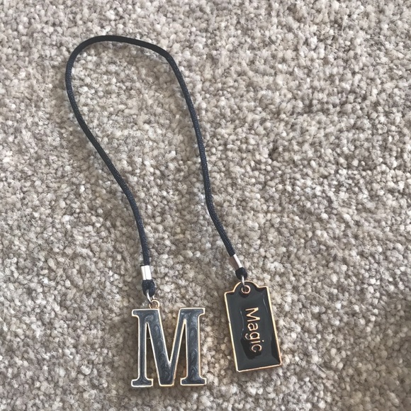 NIB Two’s Company Abbesses Austrian Crystal Ribbon Book Marks - Picture 4 of 8